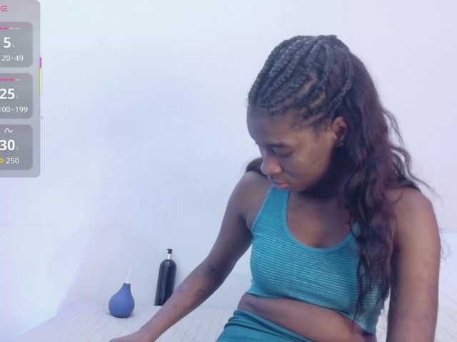 Preview of petitelittleebony