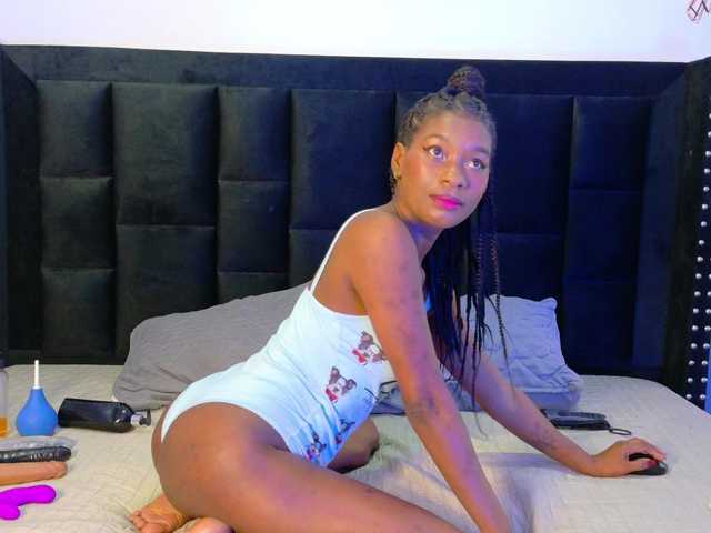 Preview of petitelittleebony