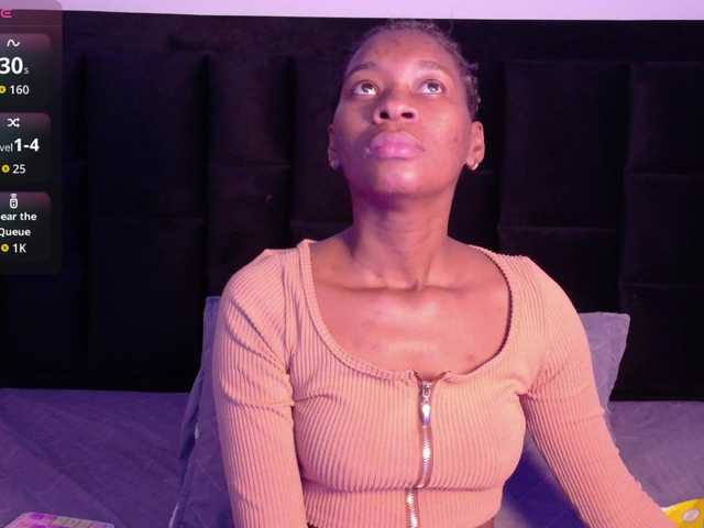 petitelittleebony live cam profile