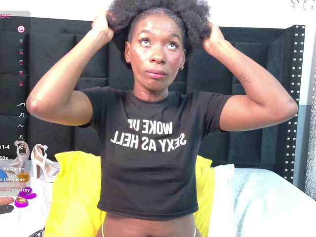 petitelittleebony's BongaCams show and profile