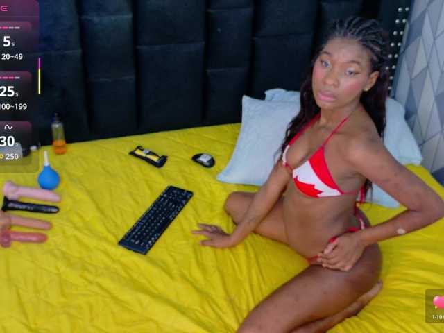 Preview of petitelittleebony