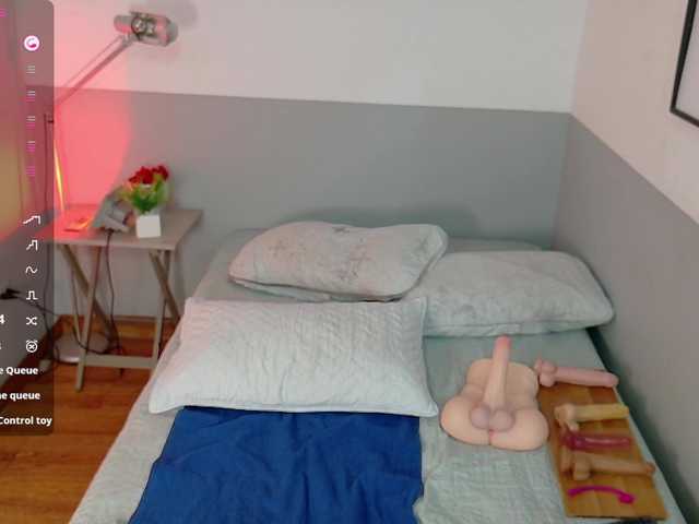  petitelittleebony chat room