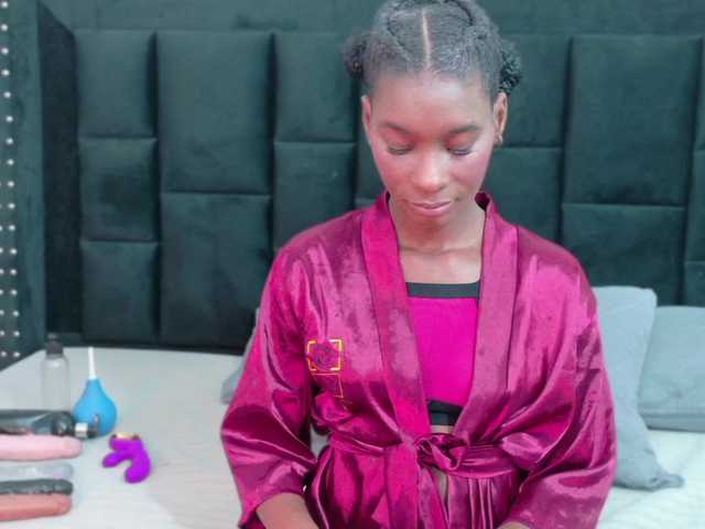 Preview of petitelittleebony