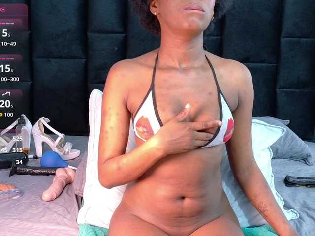 Preview of petitelittleebony