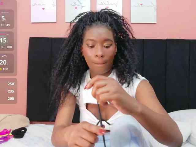 petitelittleebony webcam