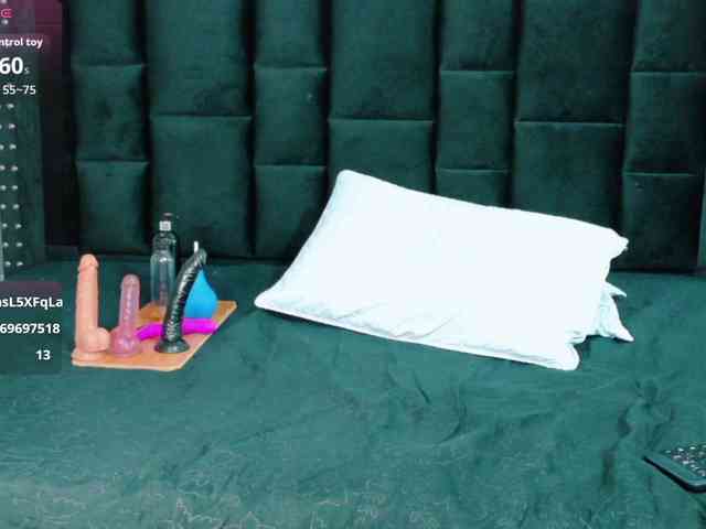 petitelittleebony petitelittleebony