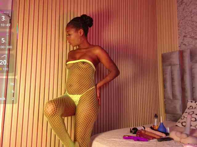 petitelittleebony webcam