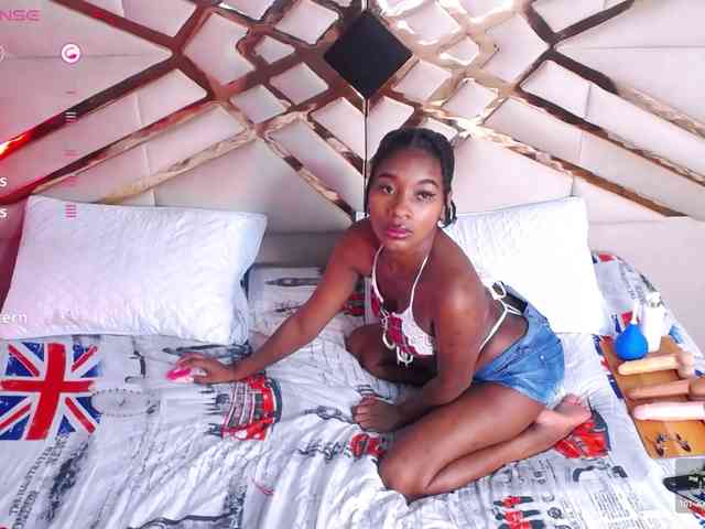 petitelittleebony webcam