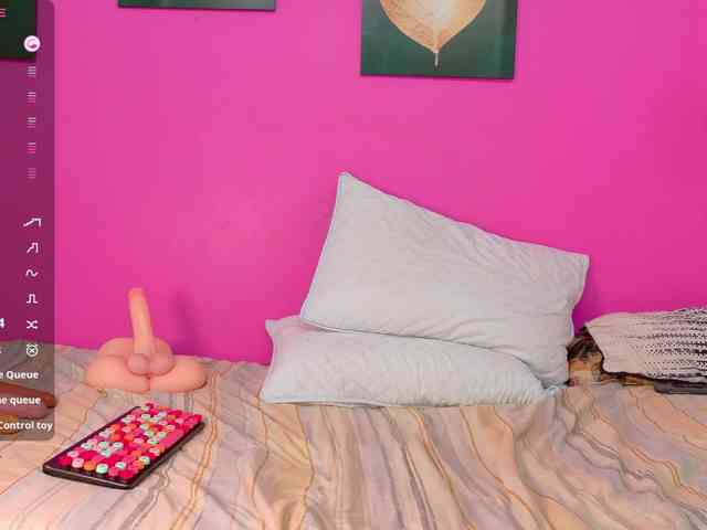 petitelittleebony webcam