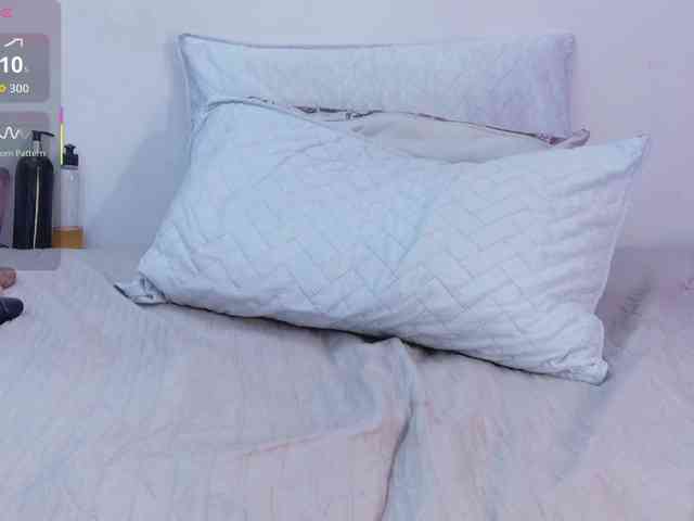 petitelittleebony petitelittleebony