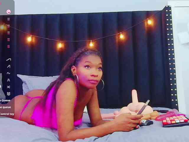 petitelittleebony