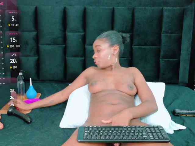 petitelittleebony petitelittleebony