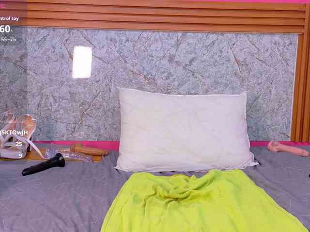 petitelittleebony webcam