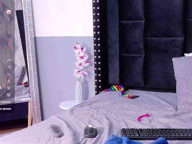 petitelittleebony webcam