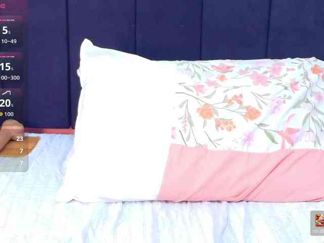 petitelittleebony webcam