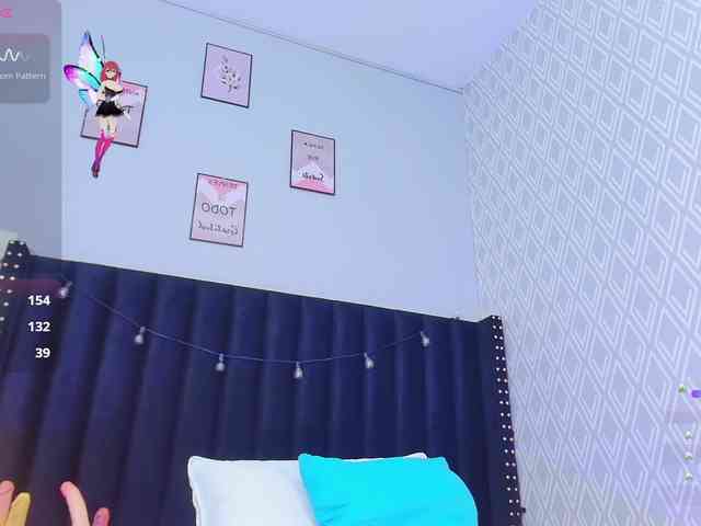 petitelittleebony