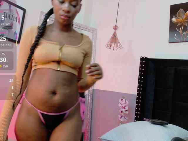 petitelittleebony
