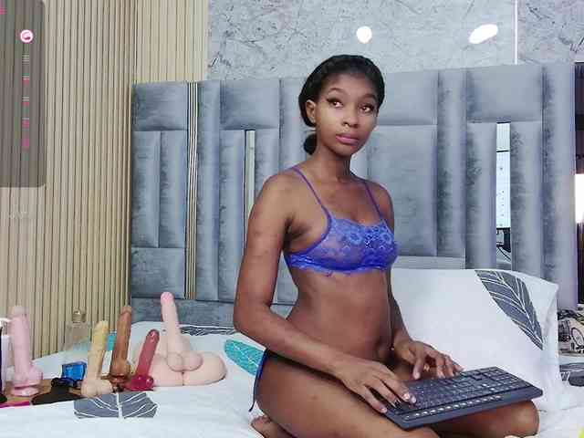 free cam porn Petitelittleebony