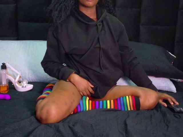 petitelittleebony webcam