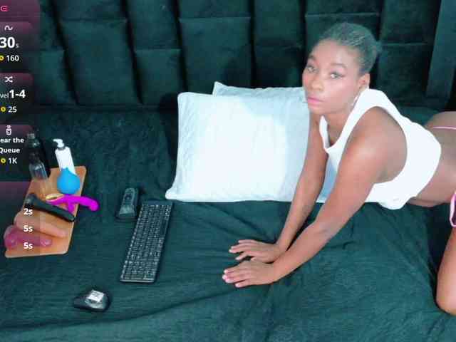 petitelittleebony petitelittleebony