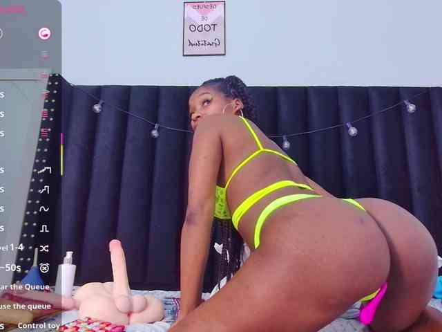 petitelittleebony webcam