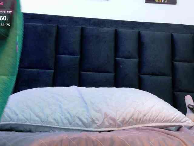 petitelittleebony webcam