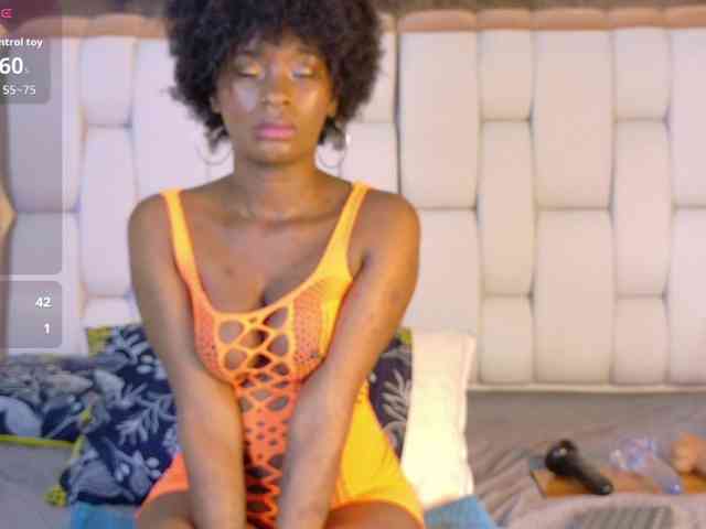 petitelittleebony petitelittleebony