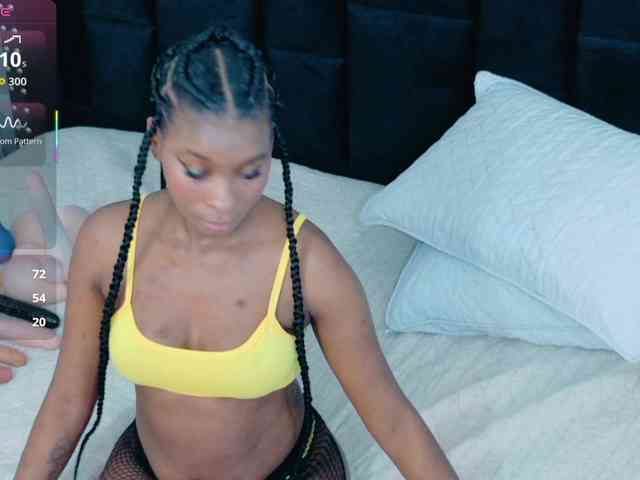 petitelittleebony petitelittleebony