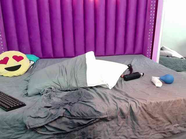 petitelittleebony petitelittleebony