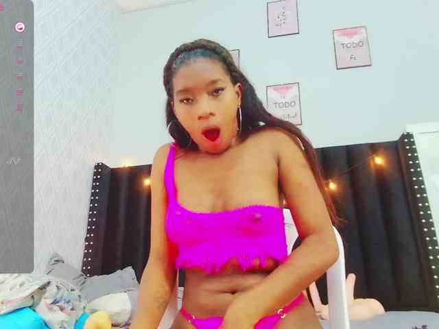 petitelittleebony