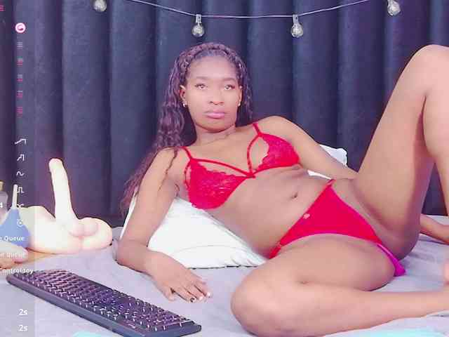 petitelittleebony