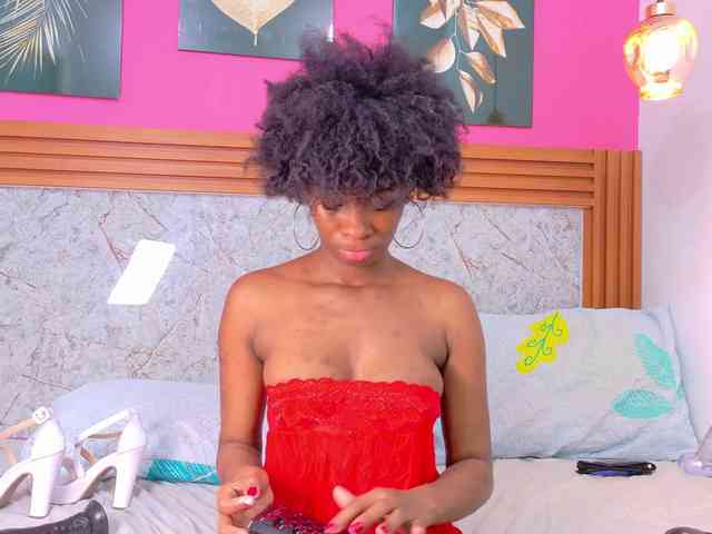 petitelittleebony webcam