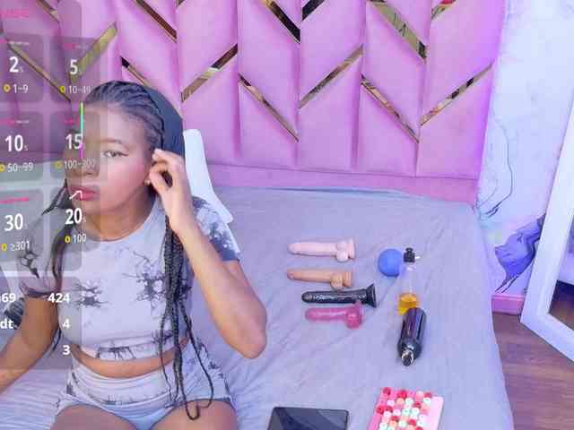 petitelittleebony petitelittleebony