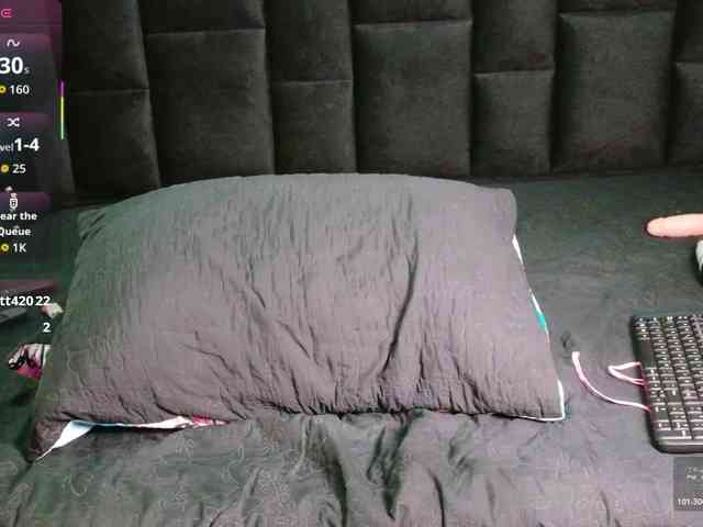 petitelittleebony webcam