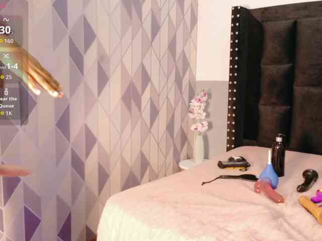 petitelittleebony petitelittleebony