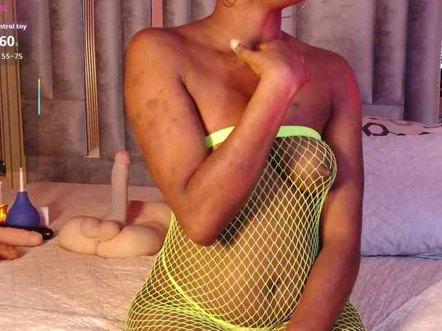 petitelittleebony webcam