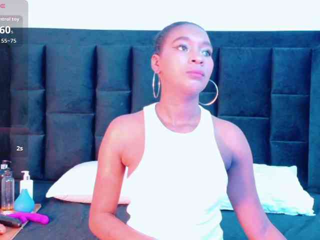 petitelittleebony petitelittleebony