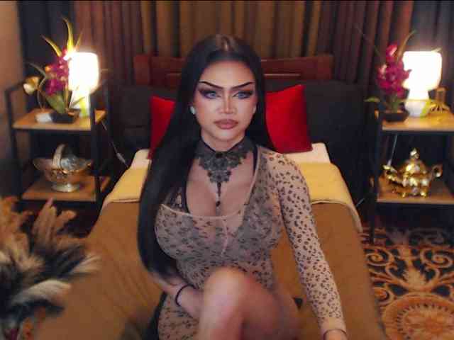 HugeCockSelena HugeCockSelena
