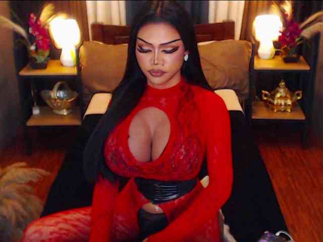 HugeCockSelena HugeCockSelena