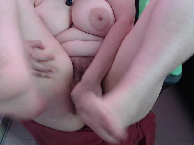 trixxxye's BongaCams show and profile