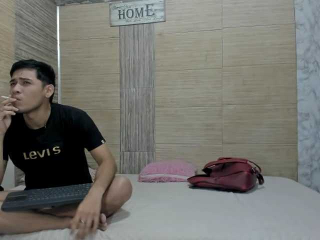 sexxlovexx's BongaCams show and profile