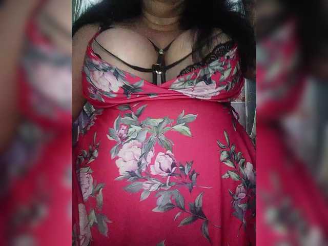 Xo4y2sexa's BongaCams show and profile