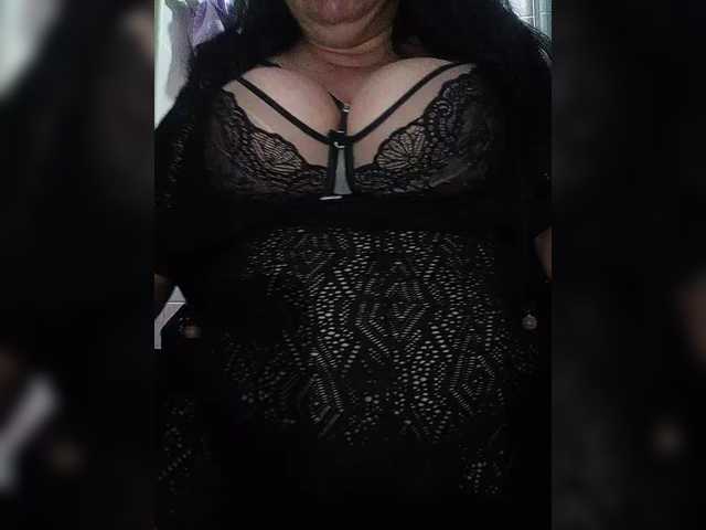 Xo4y2sexa's BongaCams show and profile