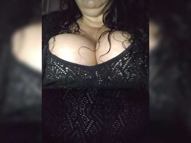 Xo4y2sexa's BongaCams show and profile