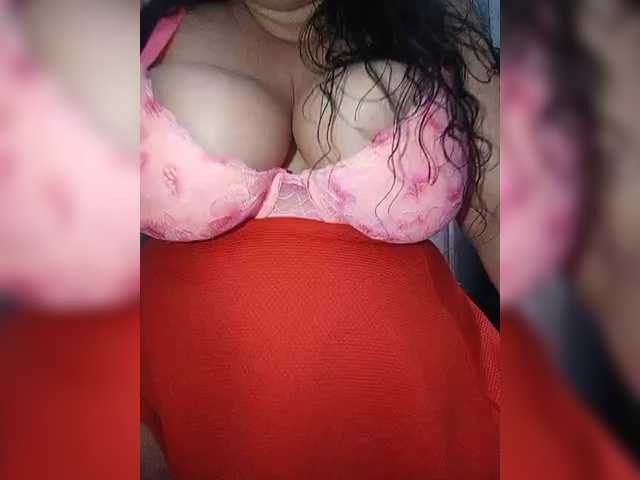 Xo4y2sexa's BongaCams show and profile