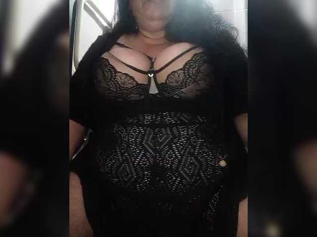 Xo4y2sexa's BongaCams show and profile