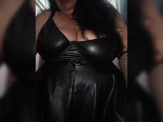 Xo4y2sexa's BongaCams show and profile