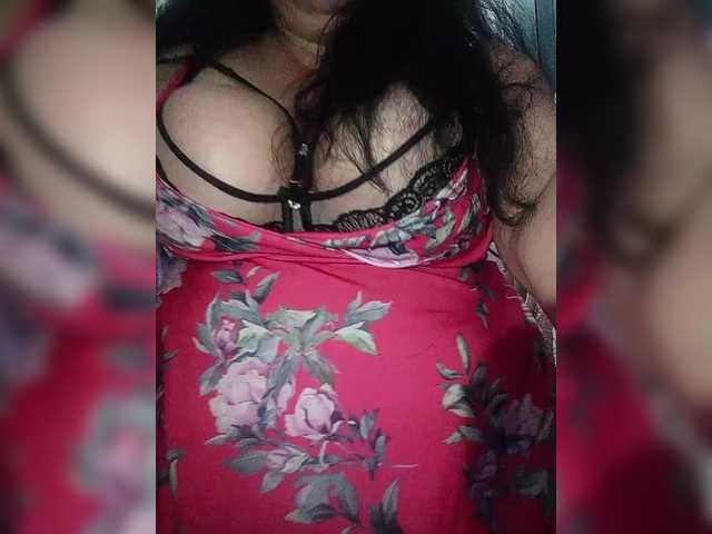 Xo4y2sexa's BongaCams show and profile