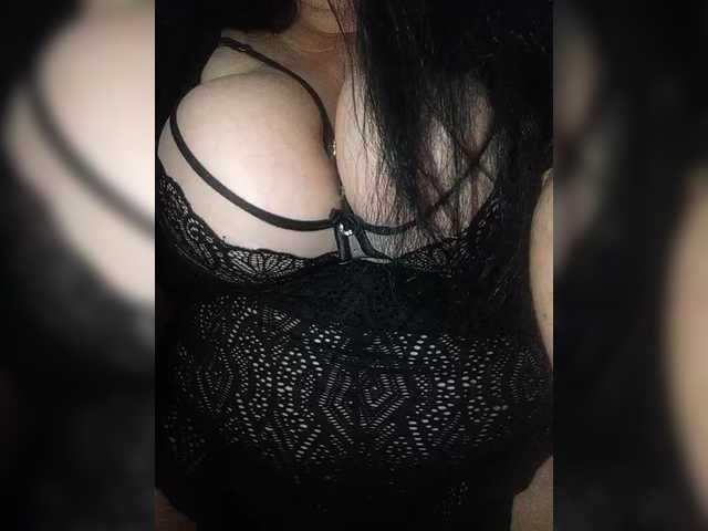 Xo4y2sexa's BongaCams show and profile