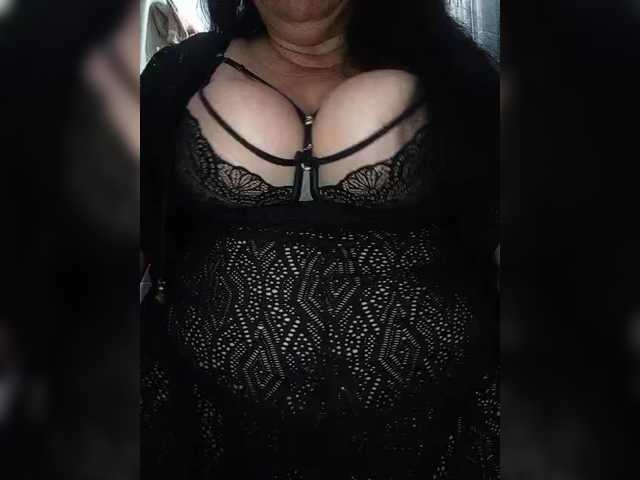 Xo4y2sexa's BongaCams show and profile